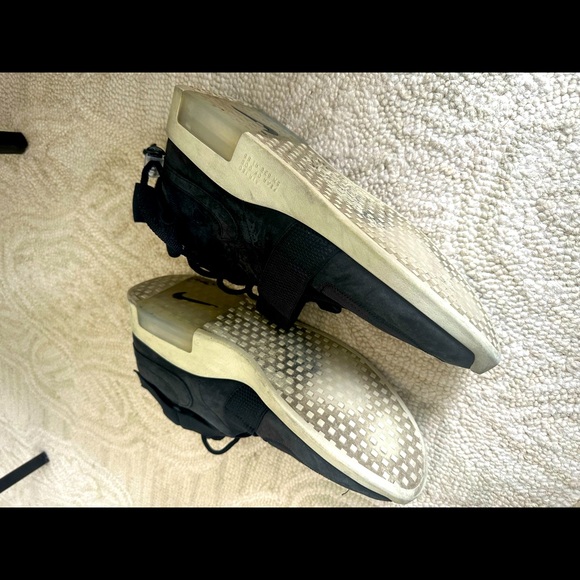 AIR 180 fear of god Nikes - Picture 4 of 7